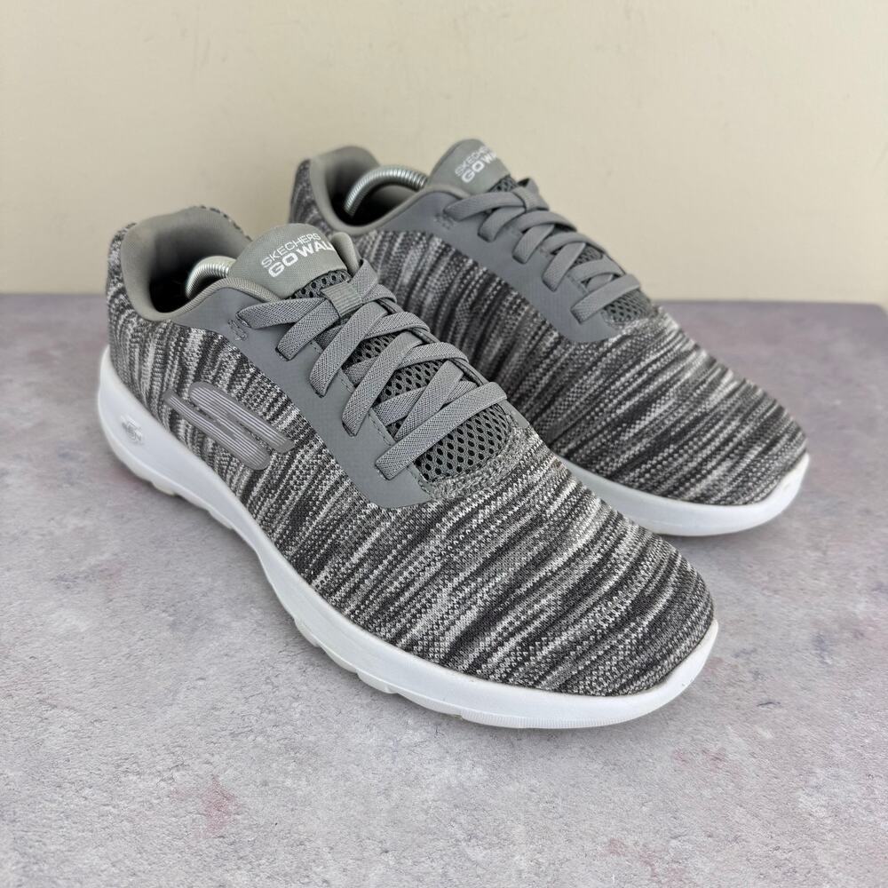 Skechers Shoes Women's 8 Performance Go-Walk JOY GoGa Max Sneakers SN15614